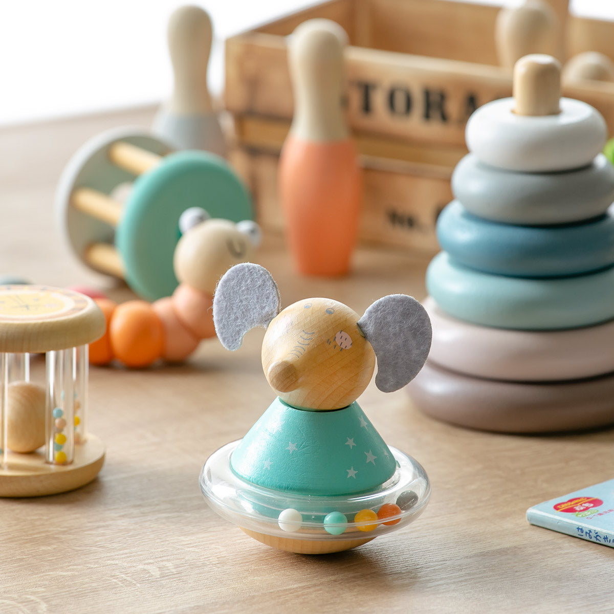 木製ぞうラトル 顔アップ