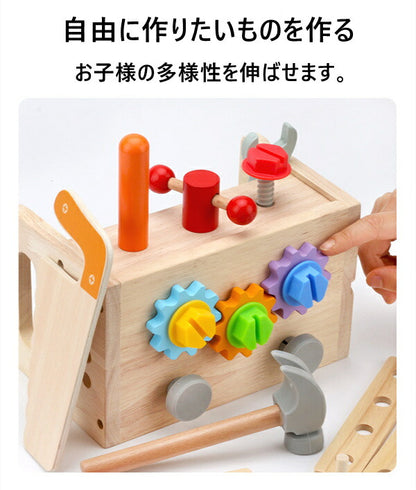 取っ手を持って持ち運ぶシーン